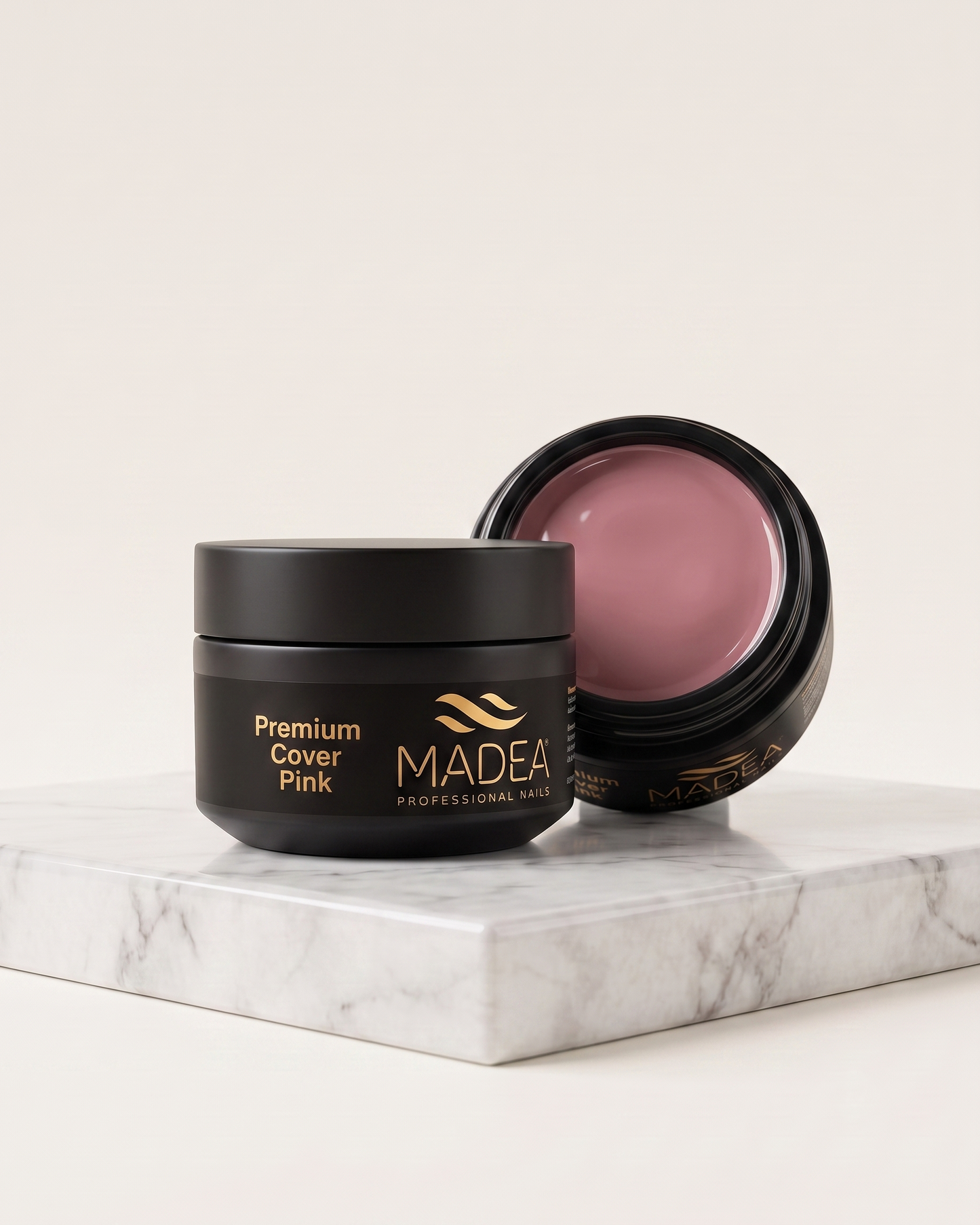 Gel costruttore Premium Cover Pink Madea da 15 ml, tonalità nude rosato, autolivellante a densità medio/alta